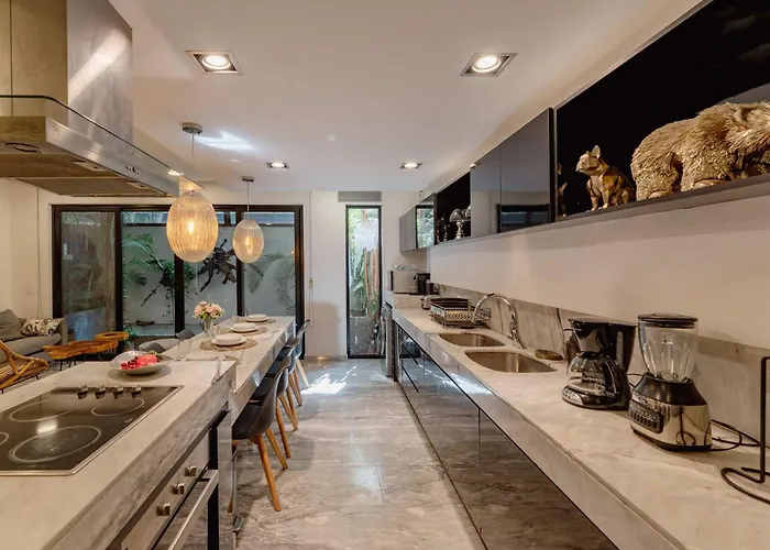 Stylish 3br Retreat In Serene Luxury Setting Tulum