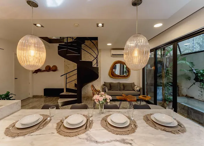Stylish 3br Retreat In Serene Luxury Setting Apartment