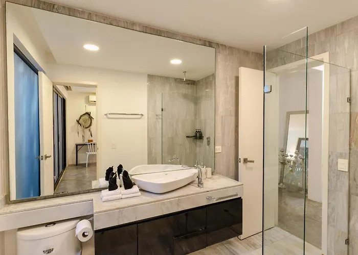 Stylish 3br Retreat In Serene Luxury Setting Tulum