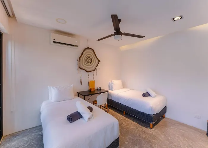 Apartment Stylish 3br Retreat In Serene Luxury Setting