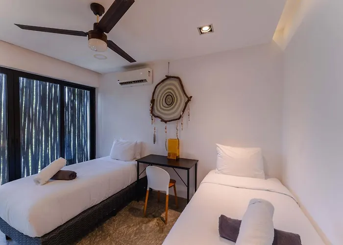 Apartment Stylish 3br Retreat In Serene Luxury Setting *